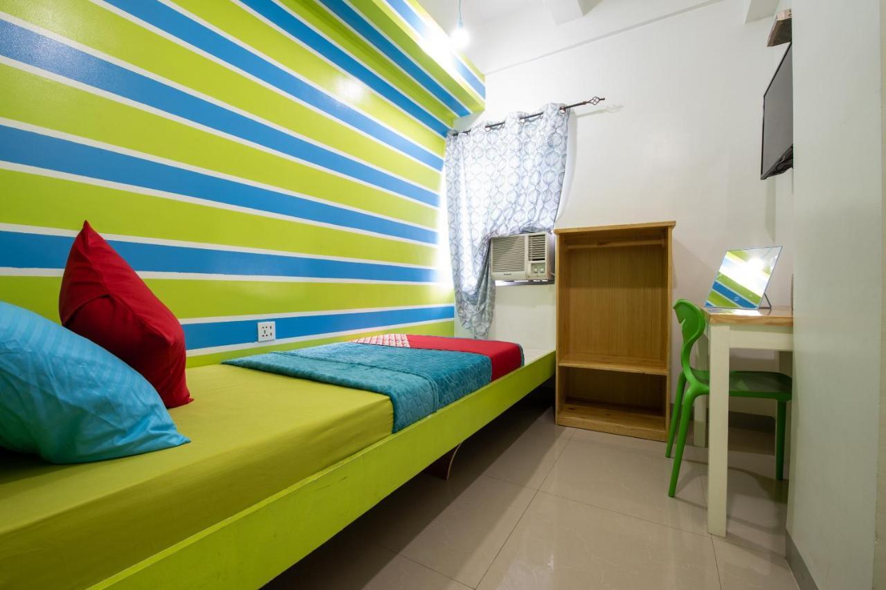 Oyo 501 Yuj Inn Pasay Dış mekan fotoğraf