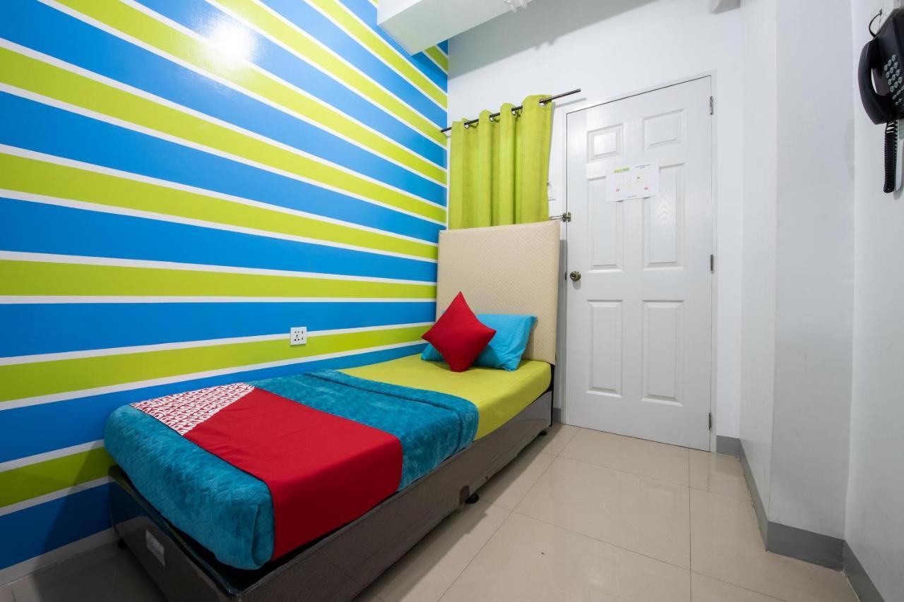 Oyo 501 Yuj Inn Pasay Dış mekan fotoğraf